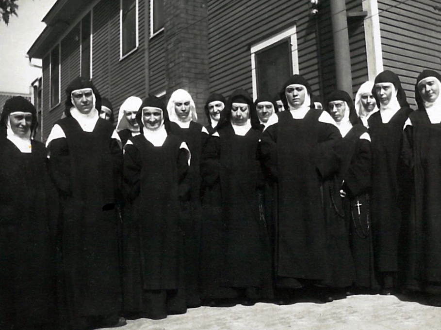 refugee-nuns2.jpg?w=910